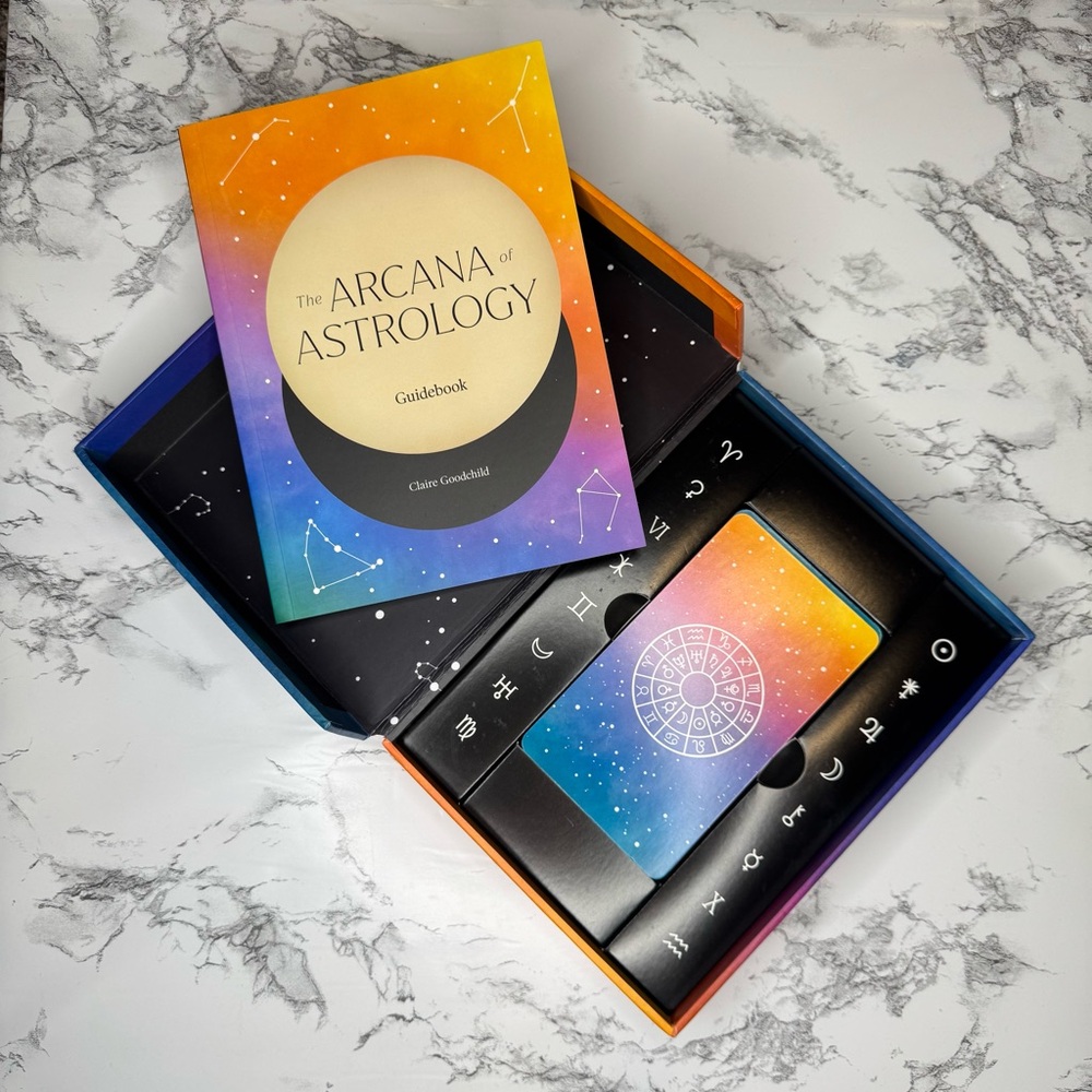 Arcana of Astrology Oracle Deck - Picture 3 of 3